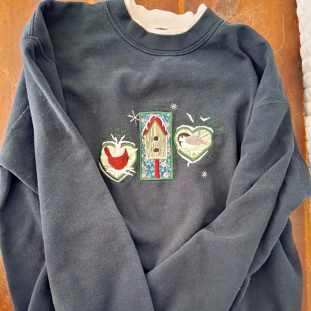 Vintage 90s/Y2K Grandmacore Embroidered Birdhouse Sweatshirt - Size L